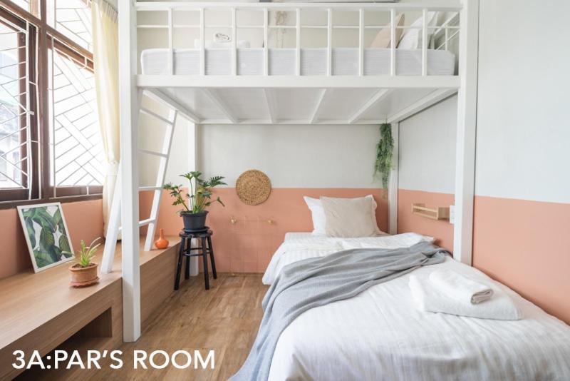Better Moon Guesthouse バンコク都 エクステリア 写真