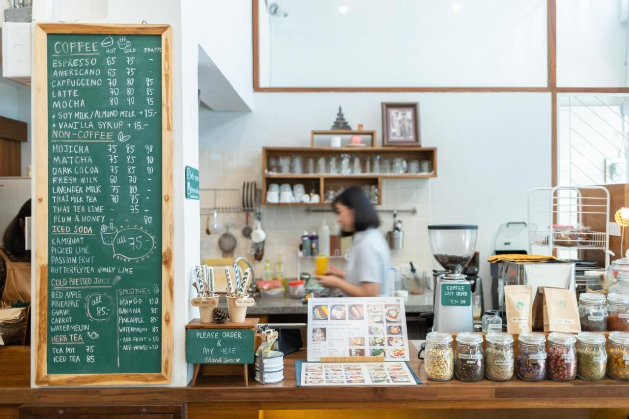 Better Moon Guesthouse バンコク都 エクステリア 写真
