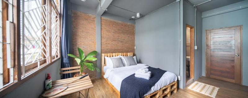 Better Moon Guesthouse バンコク都 エクステリア 写真